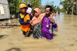 Banjir Tanggul Jebol di Demak Masih Rendam Dua Desa, 1 Bocah Tewas