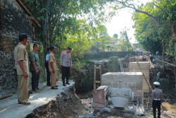 Polres Klaten Bangun Jembatan Presisi di Karangnongko