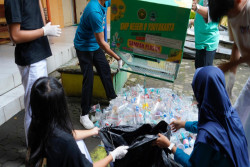 SMPN 8 Jogja Tangani Sampah Mandiri, Memilah hingga Pakai Teknologi