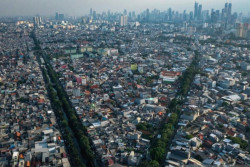 Udara Jakarta Memburuk Pagi Ini, Warga Diminta Pakai Masker