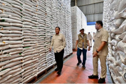 Presiden Prabowo Sidak Gudang Bulog Magelang, Ini Hasilnya
