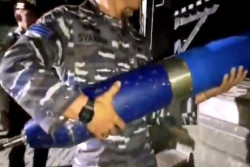 Benda Mirip Rudal Ditemukan Nelayan di Laut Takalar, TNI Turun Tangan