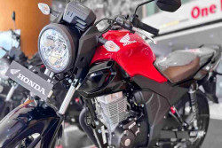 Kenal Lebih Dekat Motor Sporty Tangguh, Honda CB150 Verza