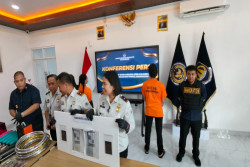 Turis Kolombia Ngamen di Bantul Berujung Dideportasi
