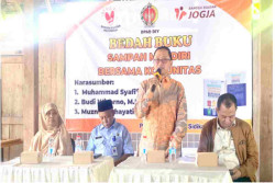 Lewat Buku, Warga Didorong Olah Sampah secara Mandiri