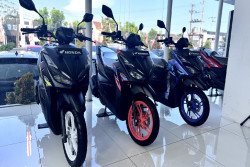 Honda Vario 125 Street Tampil Lebih Berani