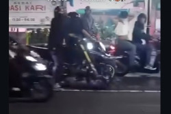 Keributan Rombongan Motor Baciro, Dua Orang Terluka Senjata Tajam