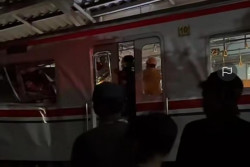 Tabrakan KRL vs KA Argo Bromo, Penumpang Luka-Luka
