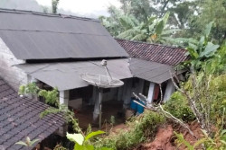 Longsor Pacitan Rusak 4 Rumah, Kerugian Belasan Juta