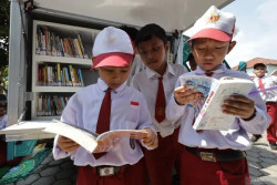 Tips Psikolog Kelola Gadget Anak di Era Digital