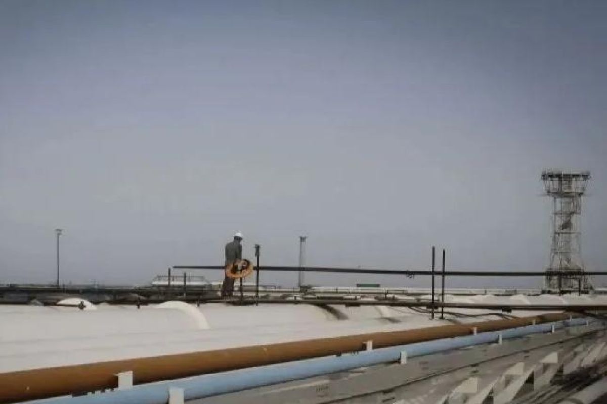 Konflik Timur Tengah Masih Panas, Iran Pulihkan Kilang Minyak dan Gas