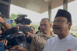 Gus Ipul Datangi KPK, Bongkar Pengadaan Sekolah Rakyat