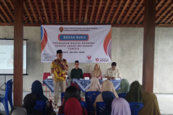 BEDAH BUKU: Bekali Ibu Rumah Tangga dengan Strategi Bisnis