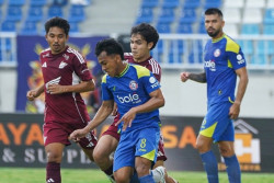 Arema FC Hajar PSM 3-0 di Kanjuruhan, Trio Asing Menggila