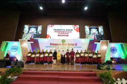 Muallimat Muhammadiyah Luluskan 206 Siswa, Ini Pesan Busyro Muqoddas