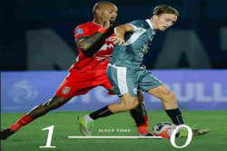 Ze Valente Bawa PSIM Jogja Memimpin, Malut United Kehilangan Angulo