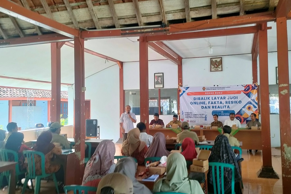 Bedah Buku Judi Online Ingatkan Bahaya Utang Keluarga