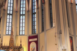 Gereja Katedral Jakarta Gelar 4 Sesi Misa Kenaikan Yesus