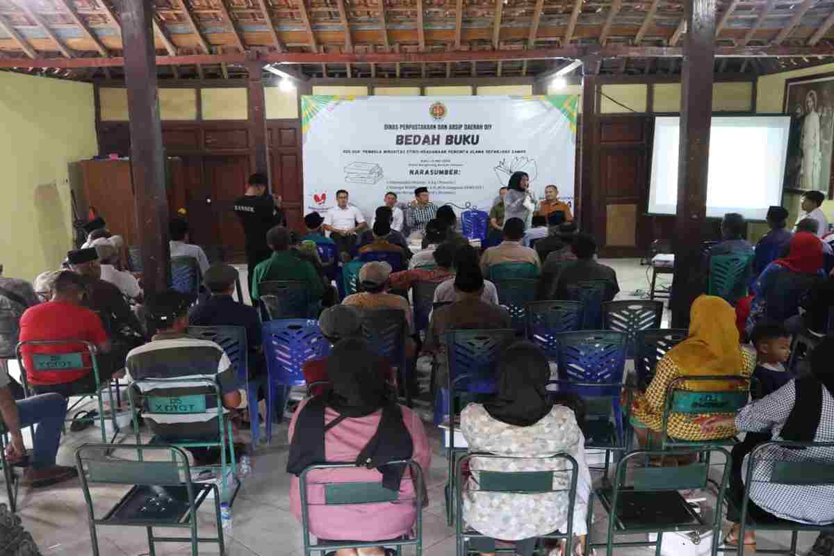 BEDAH BUKU Pemikiran Gus Dur Tetap Relevan di Tengah Masyarakat