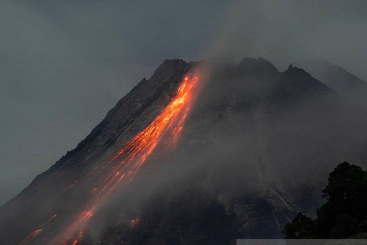 Gunung Mayon Filipina Meningkat Aktivitas, Status Siaga 3 Bertahan