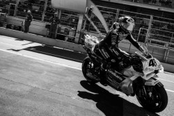 MotoGP Catalunya 2026 Ricuh, Di Giannantonio Juara Dramatis