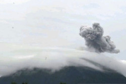 Gunung Ibu Erupsi Lagi, Radius Aman Diperluas 3,5 Km