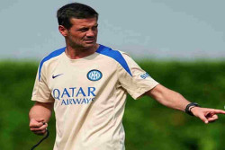 Cristian Chivu Bawa Inter Raih Double Winner Lagi