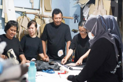 Kisah Sukses Mamnich Angkat Potensi Lokal ke Pasar Modern