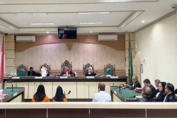 Korupsi Kredit Fiktif Rp4,7 Miliar, Tiga Terdakwa Dituntut 4,5 Tahun