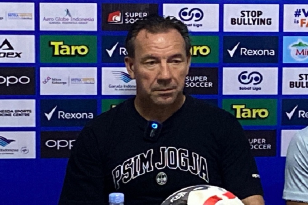 PSIM Jogja Pertahankan Van Gastel untuk Bangun Fondasi Tim