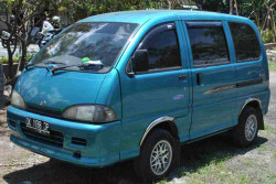Deretan Mobil Tua Irit BBM Jadi Pilihan Hemat di Tengah Harga Naik