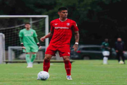 Drama Hilgers di FC Twente Berakhir dengan Kontrak Baru hingga 2027