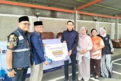 Difasilitasi GKR Hemas dan BPKH, DPD RI Salurkan Sapi Kurban ke DIY