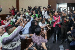 Nadiem Klaim Hemat Rp3,9 Triliun dari Chromebook, Tapi Tuntutan Ironis