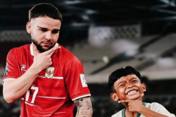 John Herdman: Calvin Verdonk Siap Tampil saat Timnas Lawan Oman