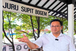 Juru Supit Bogem Layani Hingga 100 Anak Saat Liburan