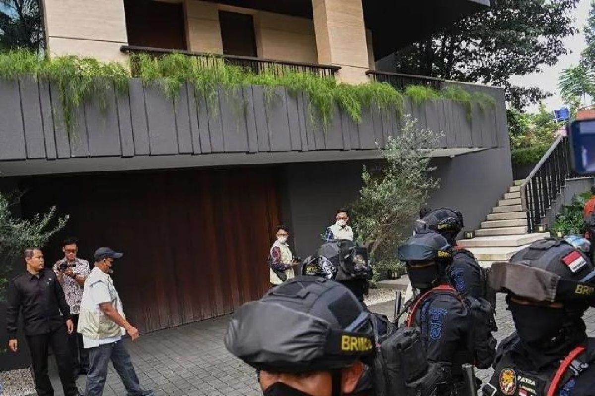 Rumah Eks Wamen Imigrasi Digeledah KPK, Kasus Pemerasan Makin Terkuak