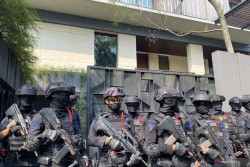 KPK Geledah Rumah Eks Wamen Imipas, Bukti Baru Diburu