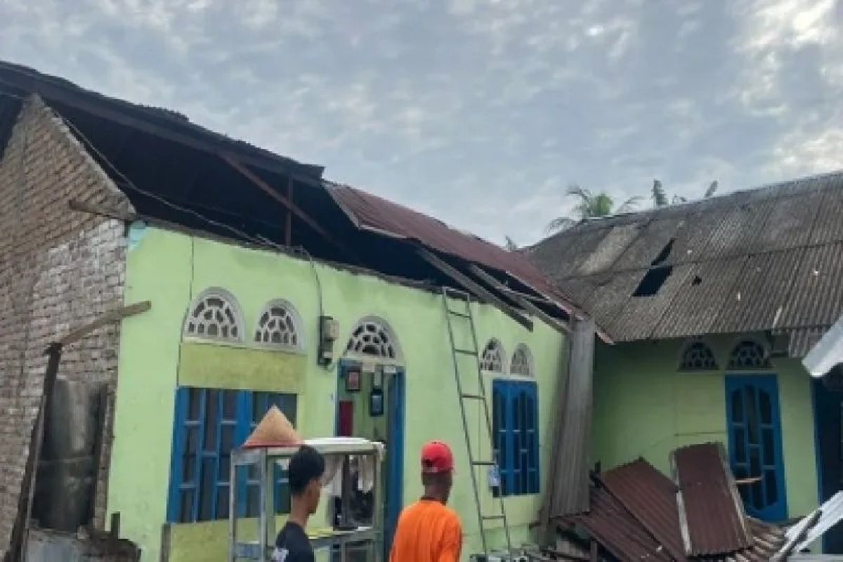 Cuaca Ekstrem Rusak 20 Rumah di Serdang Bedagai Sumut