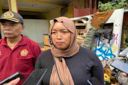 Api Misterius di Seyegan Belum Berakhir, Perabotan Rumah Dipindahkan