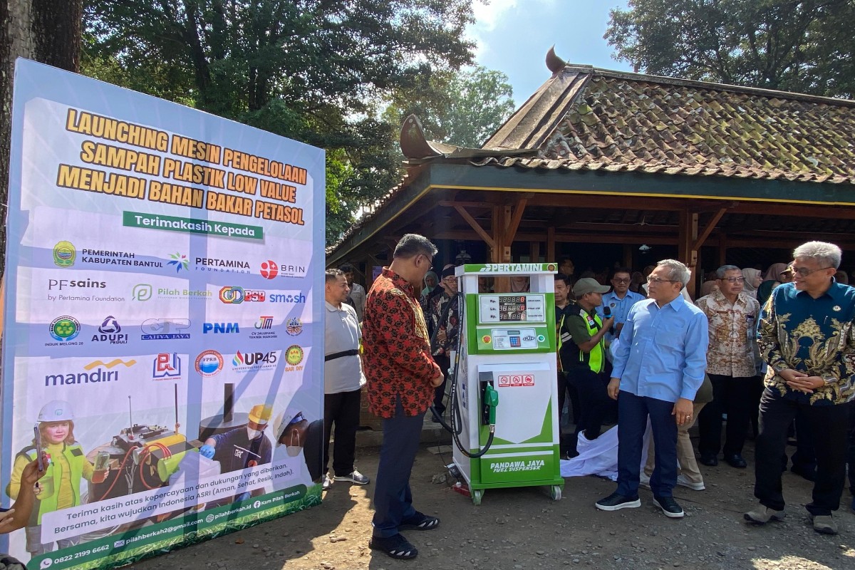 Mesin Pirolisis di Bantul Sulap Sampah Plastik Jadi BBM Murah