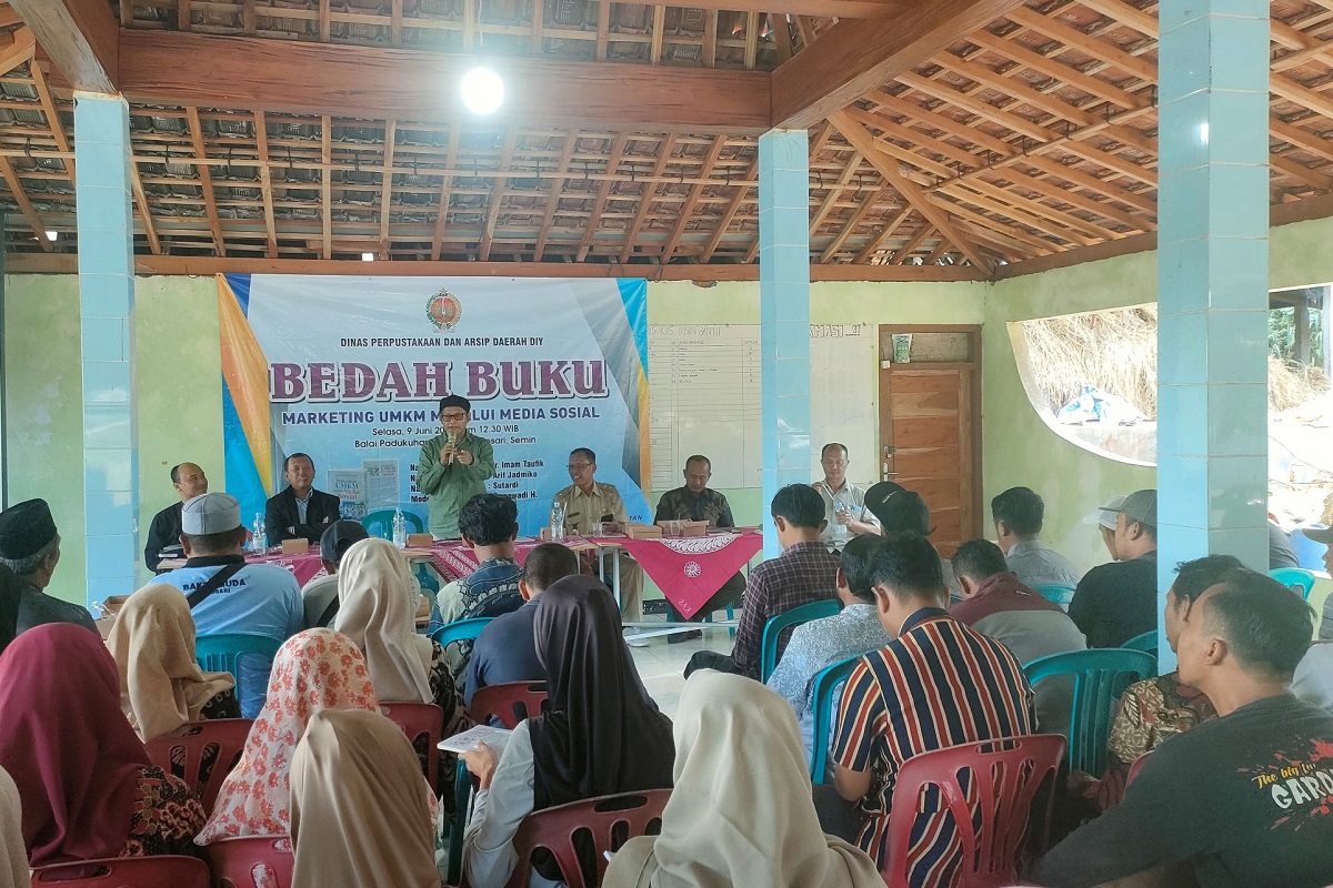 Lewat Bedah Buku, UMKM di Semin Bisa Naik Kelas