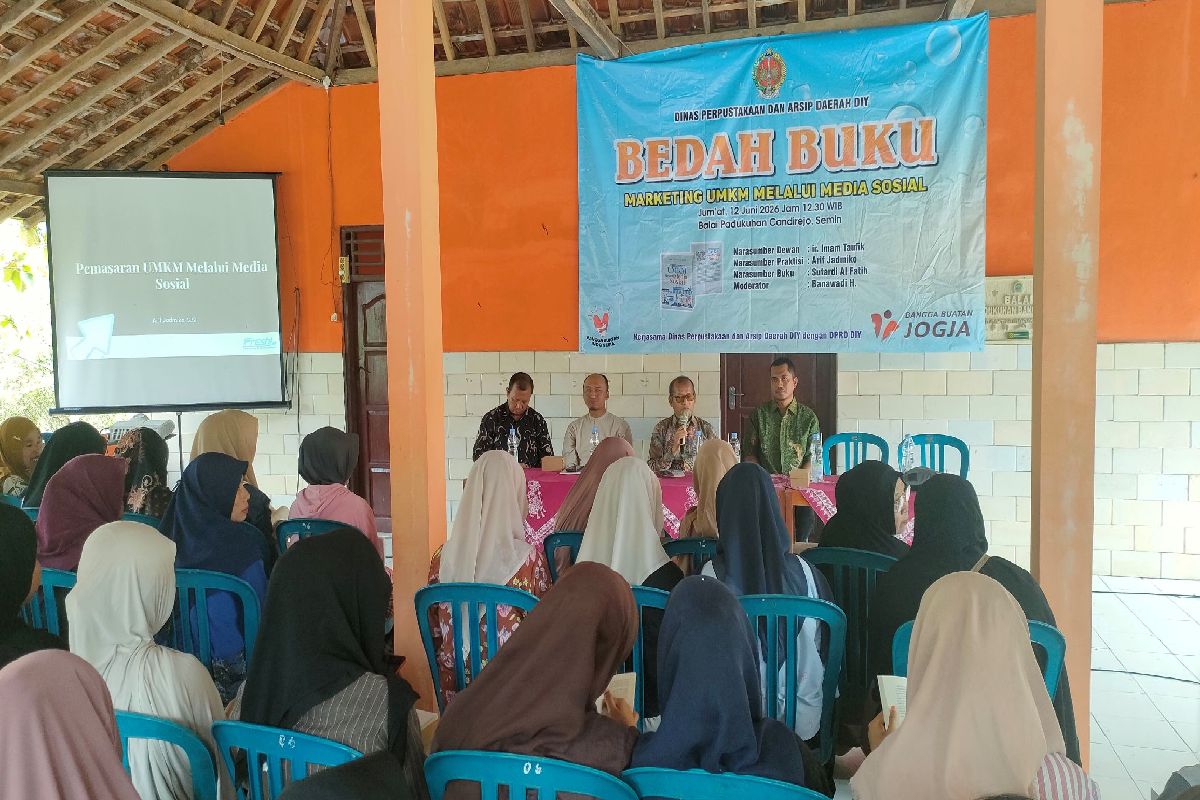 BEDAH BUKU DPAD DIY: UMKM Didorong Perluas Pasar lewat Media Sosial
