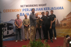 Bajaj dan Adira Upayakan Kemudahan Pembiayaan Penambahan Armada