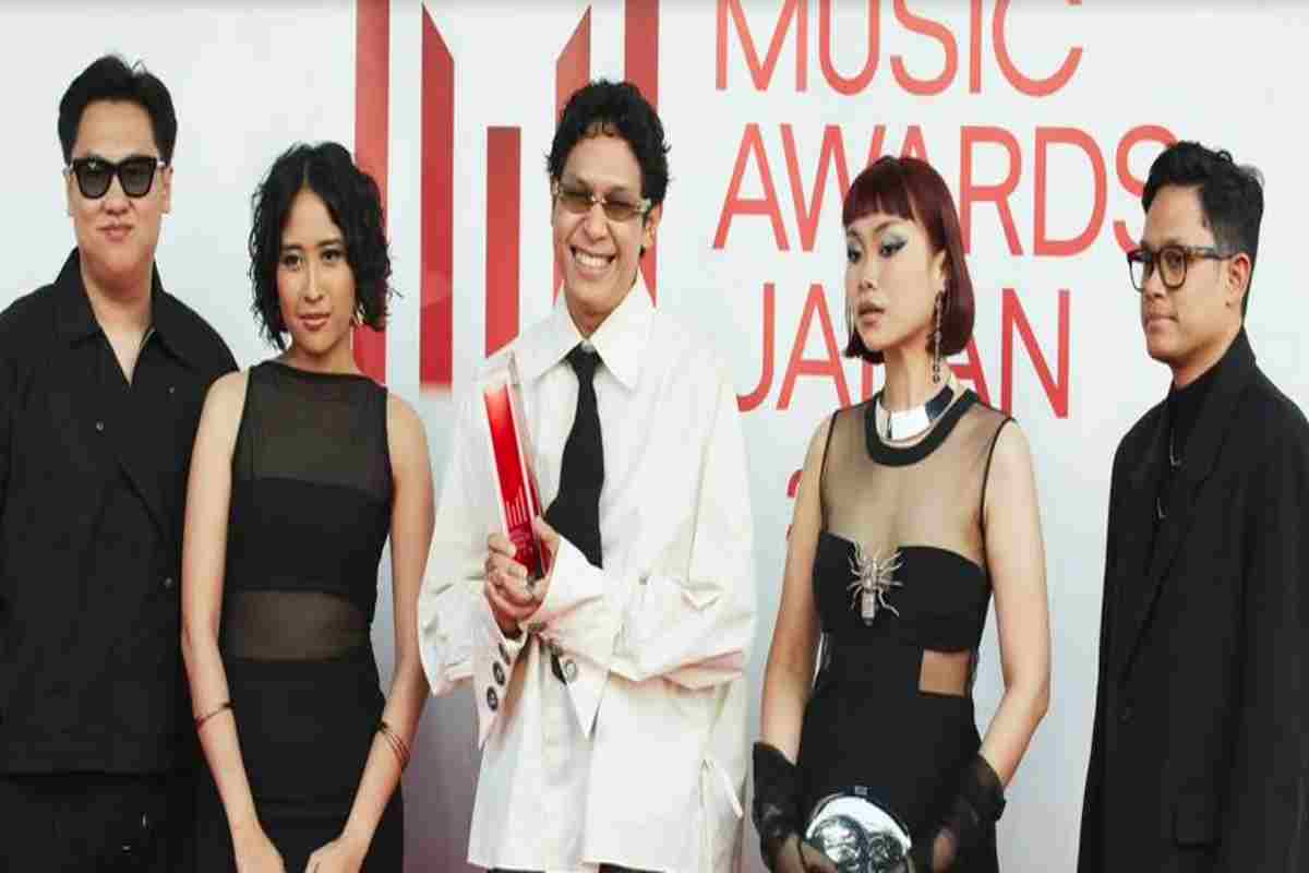 Hindia Bawa Pulang Piala dari Jepang lewat Everything U Are