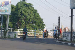 Portal Jembatan Lodji Dipasang, Pemkot Pekalongan Jaga Cagar Budaya