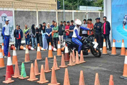 Puluhan Karyawan Bayer Ikuti Pelatihan Safety Riding di Yogyakarta