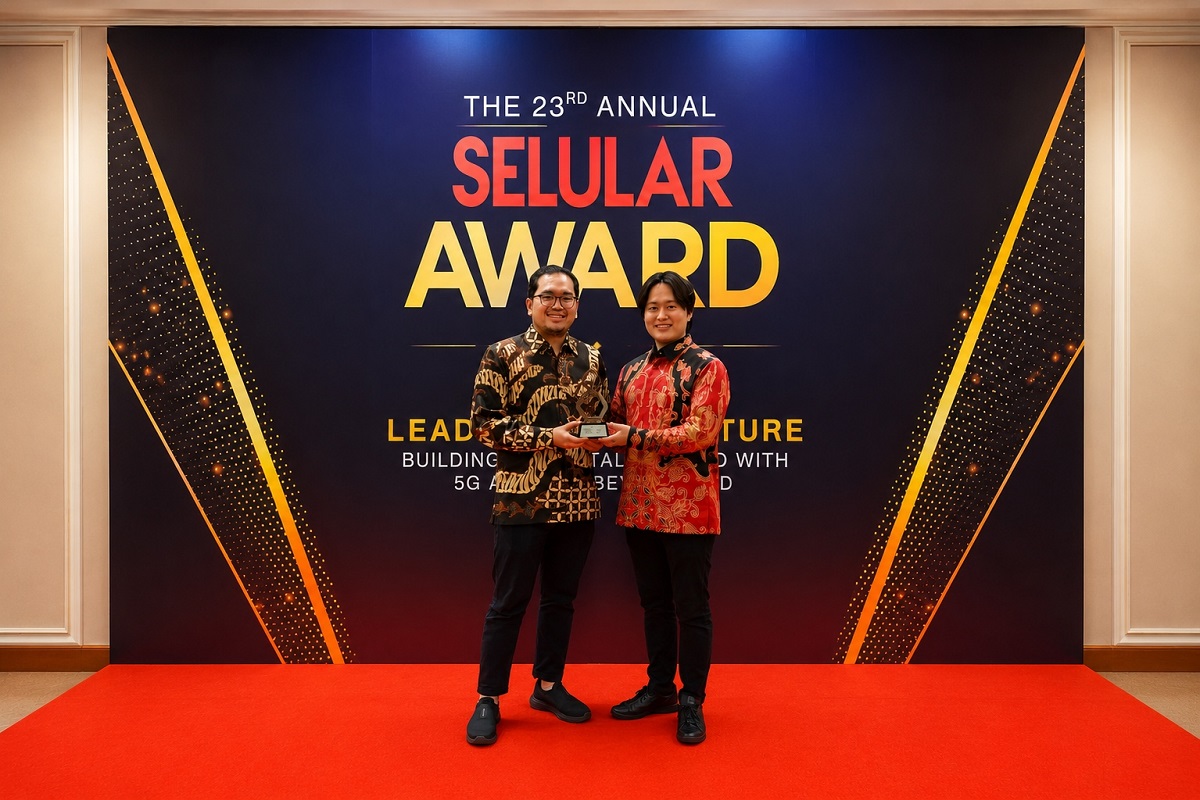 Sharp AQUOS sense10 Raih Penghargaan Smartphone of The Year 2025