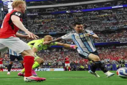 Aljazair Comeback Dramatis, Argentina Lolos Lebih Cepat di Grup J