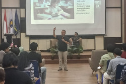 AI Pintar Bikin Aplikasi, Masihkah Lulusan Informatika Dibutuhkan?